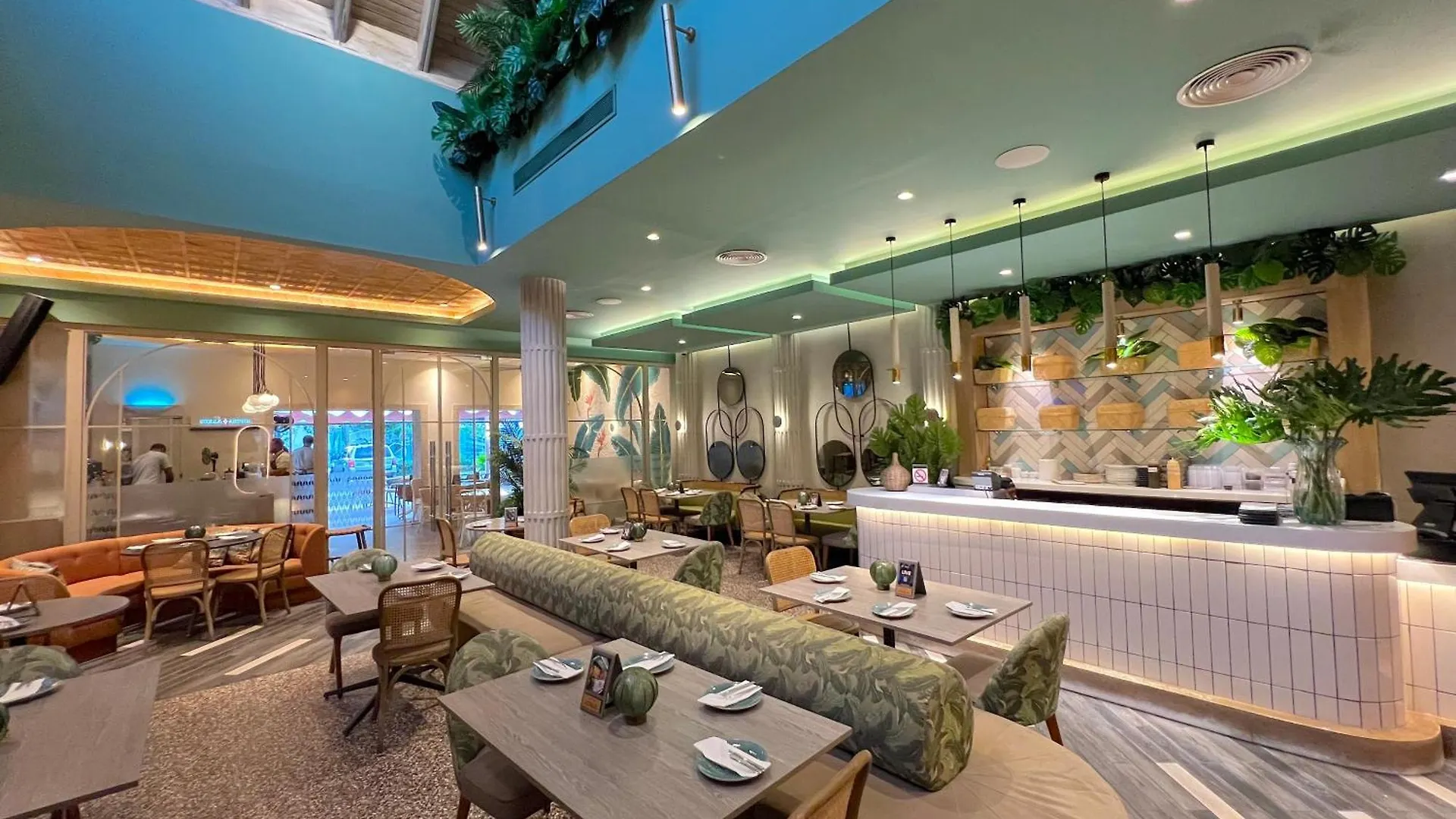 Serenity Suites With Rooftop Pool, Beach Club, Spa, Restaurants Punta Cana