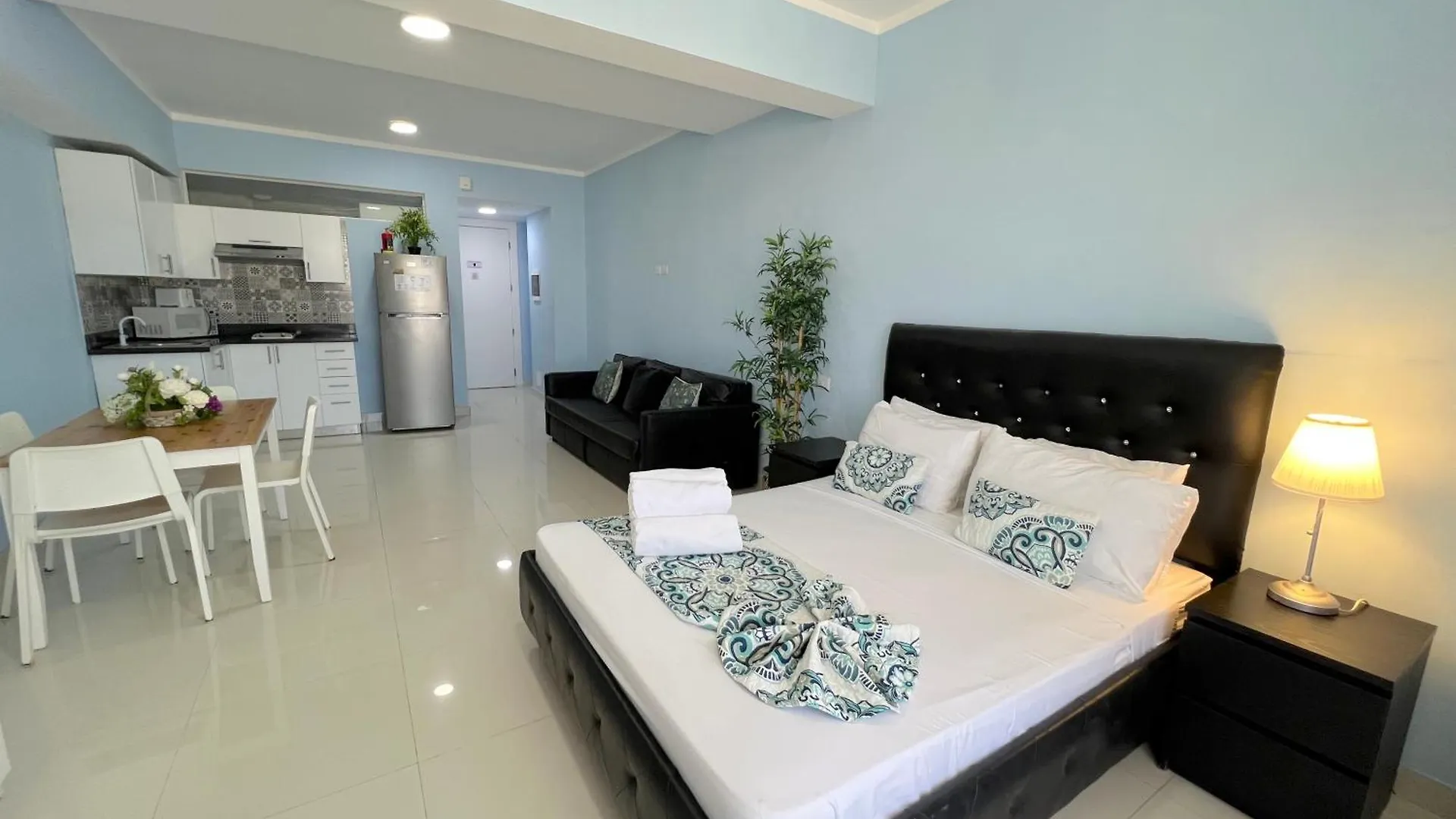 Serenity Suites With Rooftop Pool, Beach Club, Spa, Restaurants Punta Cana Aparthotel