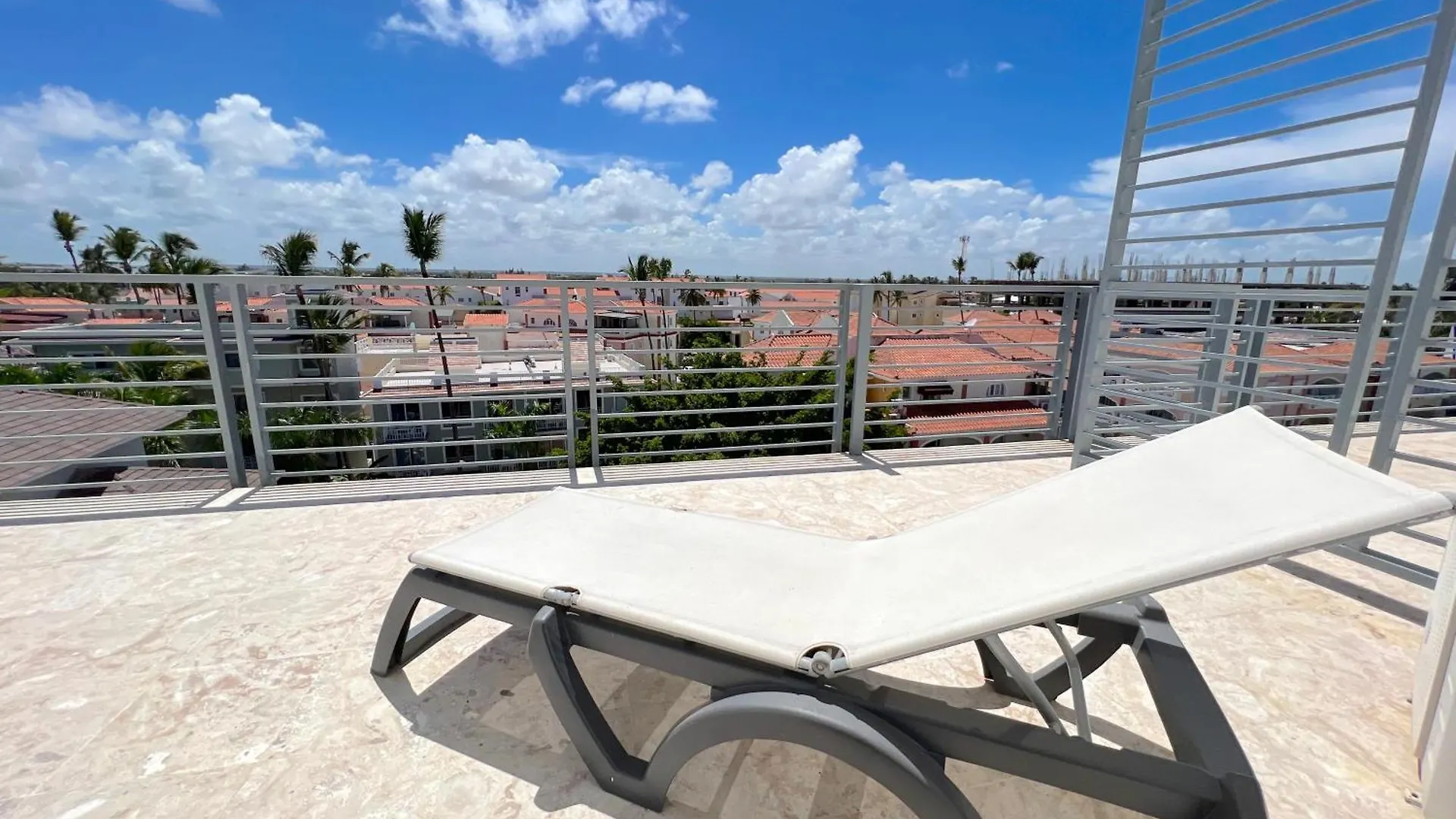Serenity Suites With Rooftop Pool, Beach Club, Spa, Restaurants Punta Cana 5*,