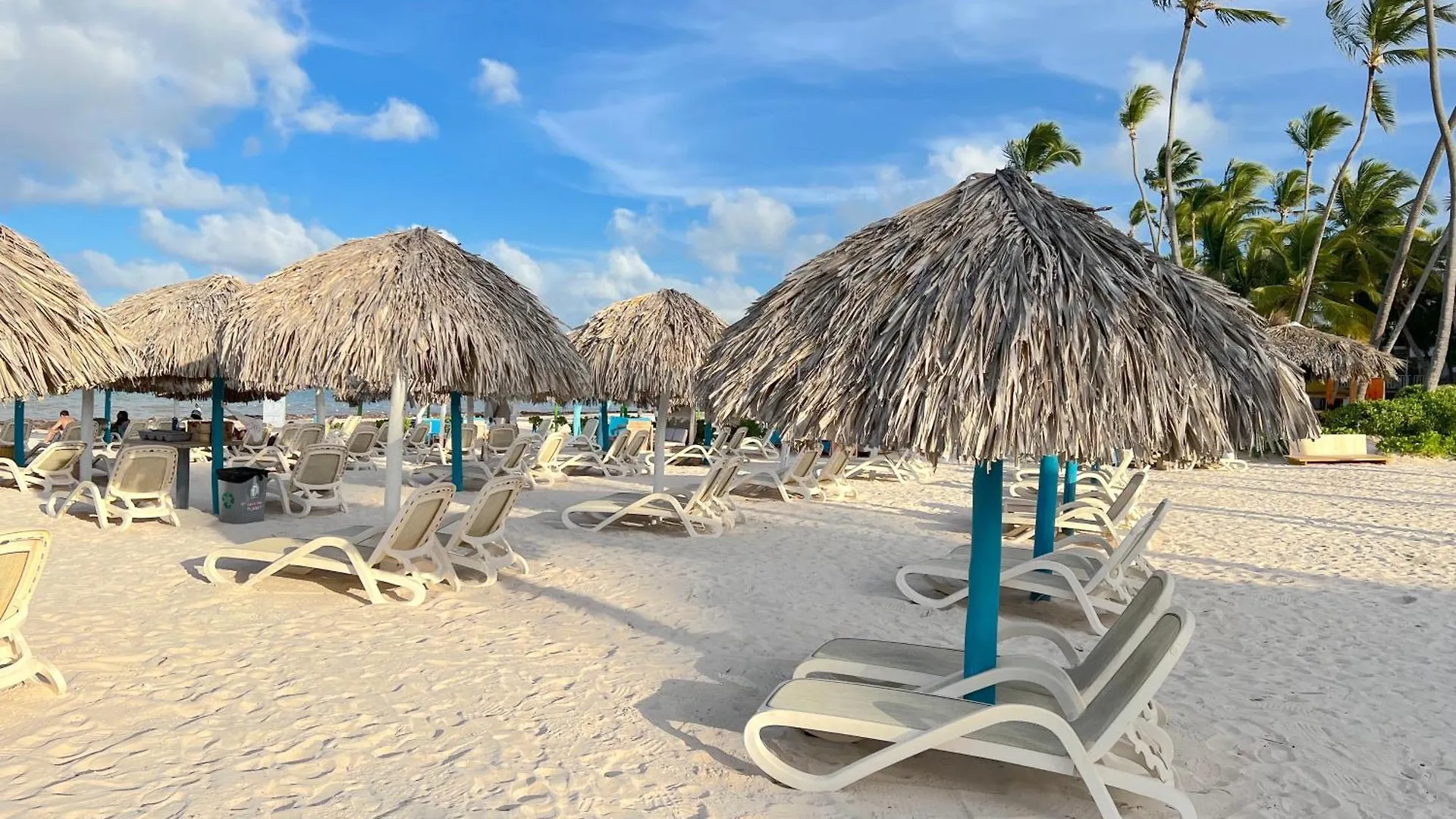 Serenity Suites With Rooftop Pool, Beach Club, Spa, Restaurants Punta Cana