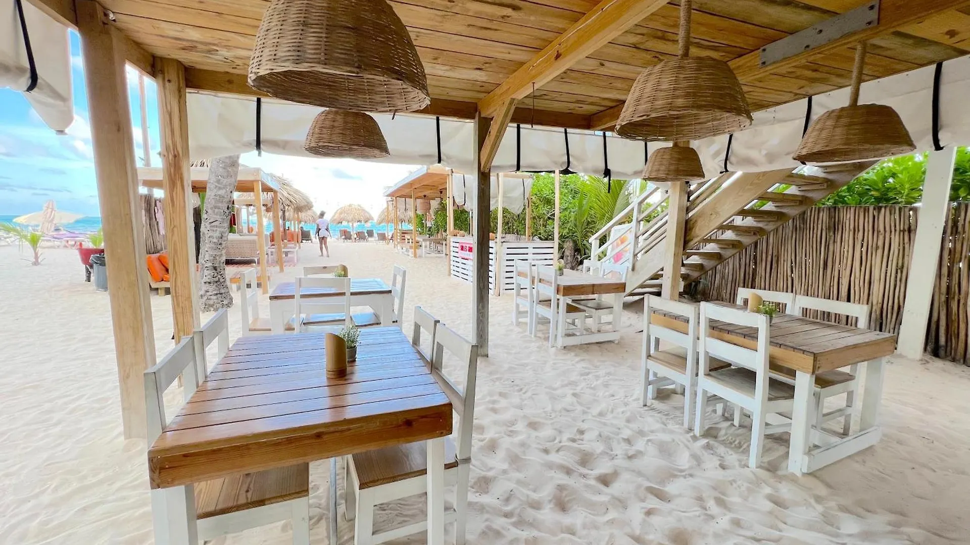 Serenity Suites With Rooftop Pool, Beach Club, Spa, Restaurants Punta Cana Aparthotel