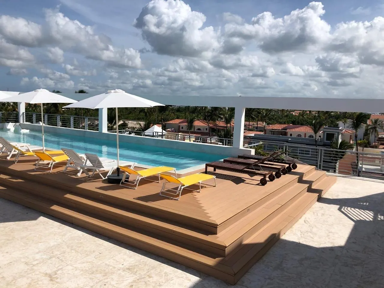 Serenity Suites With Rooftop Pool, Beach Club, Spa, Restaurants Punta Cana Aparthotel
