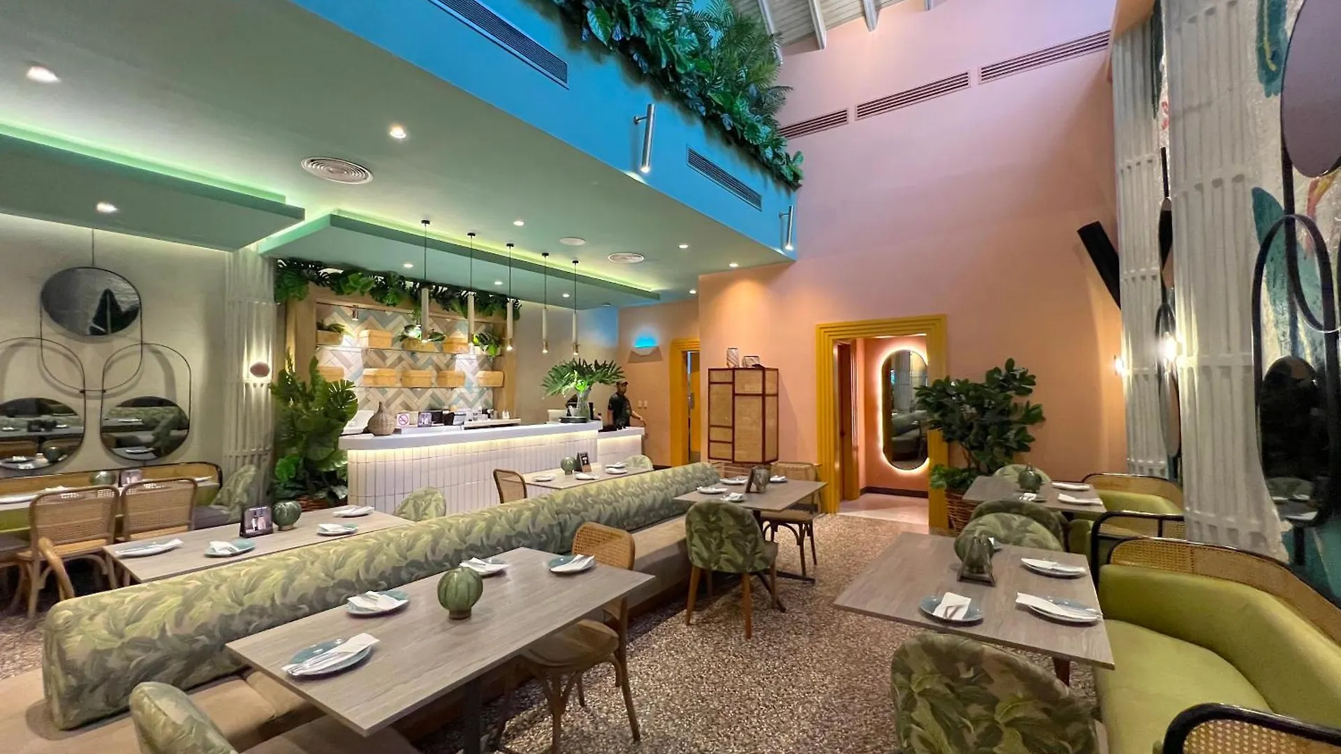 Serenity Suites With Rooftop Pool, Beach Club, Spa, Restaurants Punta Cana 5*,